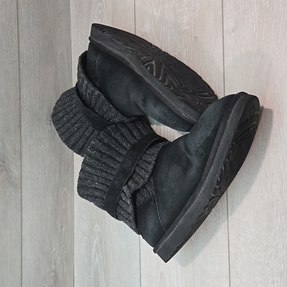 Ugg Australia Women Leather Sweater Short Boots Sheepskin shoes sz 10 - Picture 10 of 12